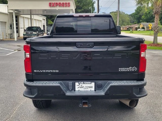 Used 2020 Black Chevrolet High Country image 3