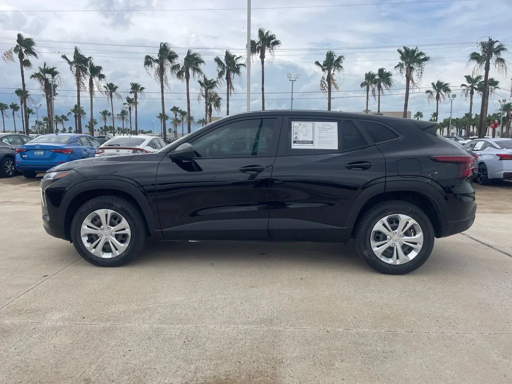 Used 2024 Chevrolet Trax LS with VIN KL77LFE29RC132041 for sale in Edinburg, TX