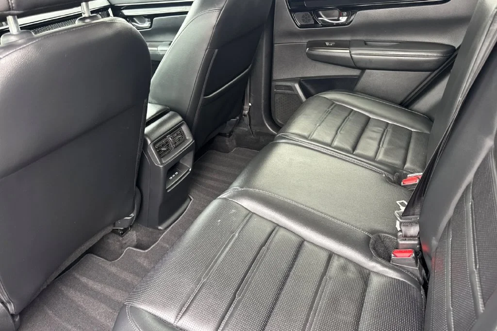 Used 2024 Gray Metallic Honda EX-L image 15