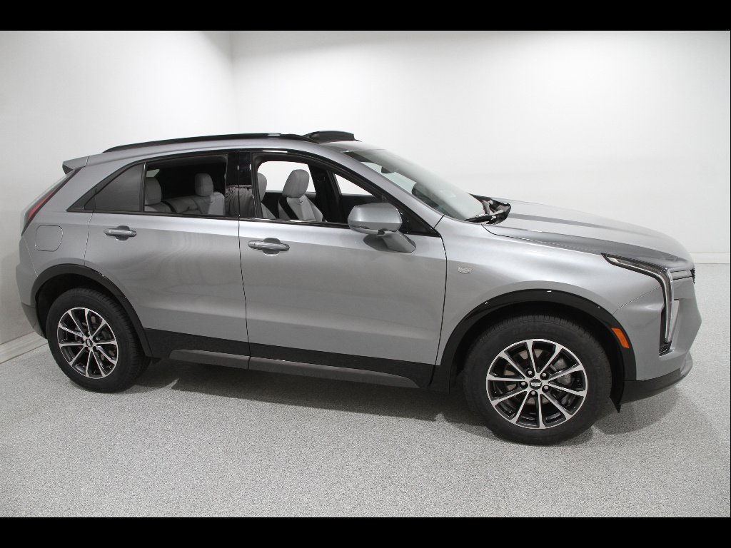 2024 Cadillac XT4 Sport's photo
