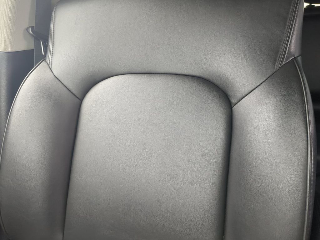 2022 Nissan Armada SV - Photo 25