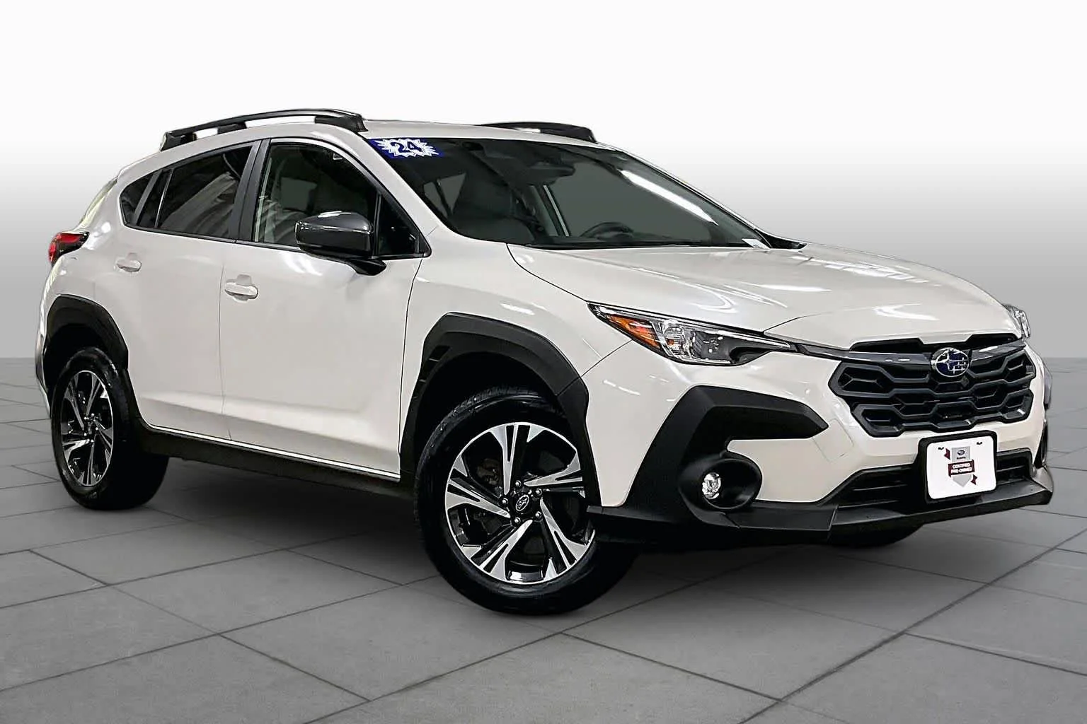 Used 2024 Crystal White Pearl Subaru Premium image 3