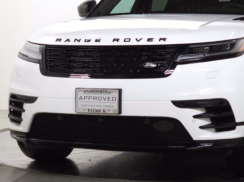 Certified Used 2026 White Land Rover Dynamic SE image 13