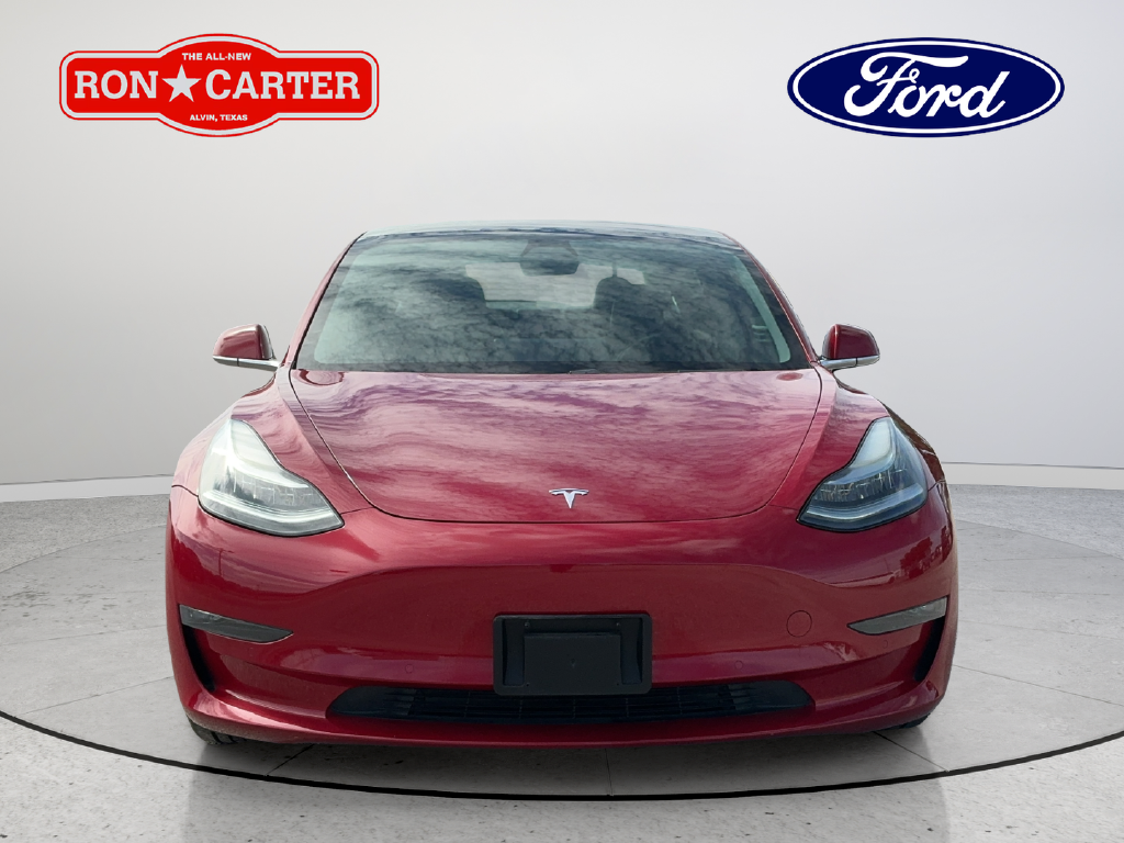 Used 2018  Tesla Long Range image 2