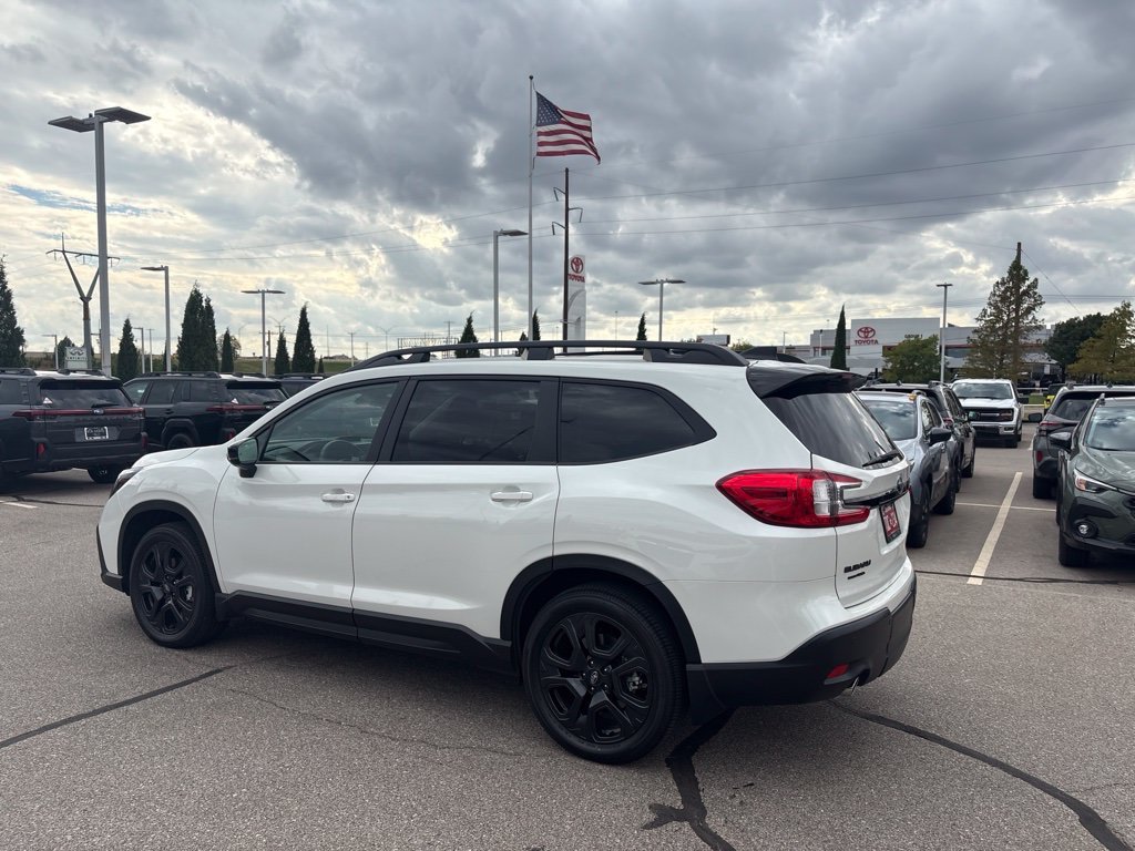 Used 2026 White Subaru Onyx Edition Touring image 6