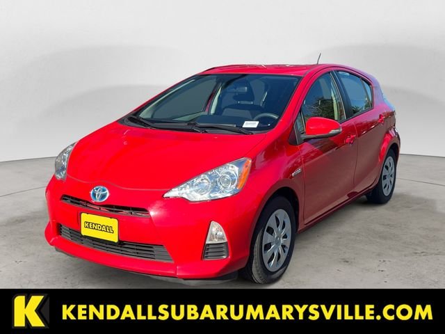 2014 Toyota Prius c Three's photo
