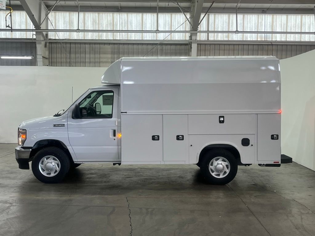 New 2026 White Ford Base image 14