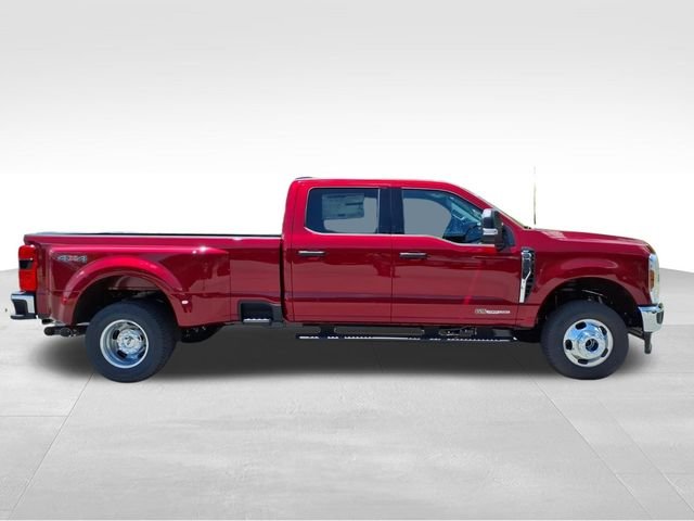 New 2026 Ruby Red Metallic Tinted Clearcoat Ford XLT image 12