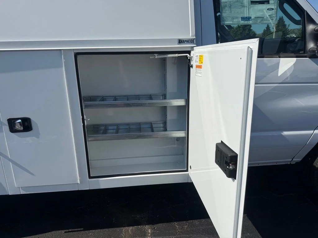 New 2026 Oxford White Ford E-350 SRW image 56