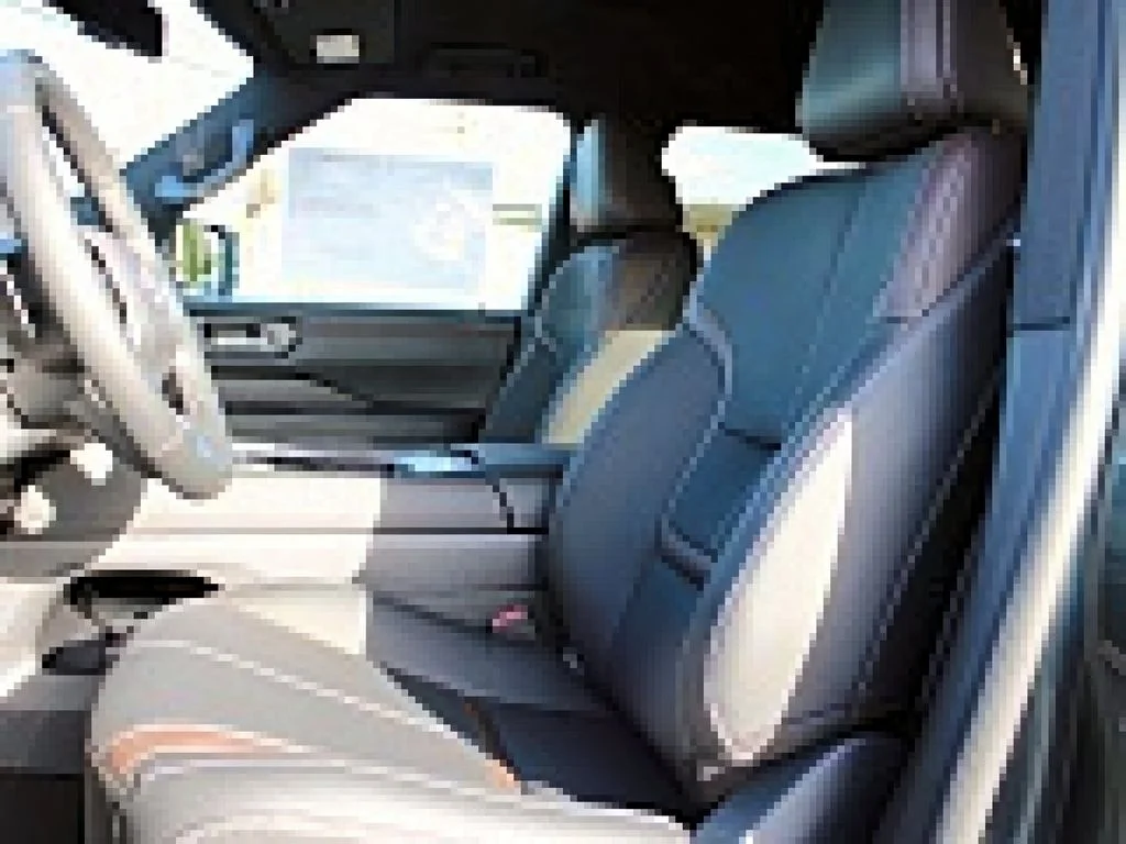 New 2026 Alpine Metallic Nissan SL image 15