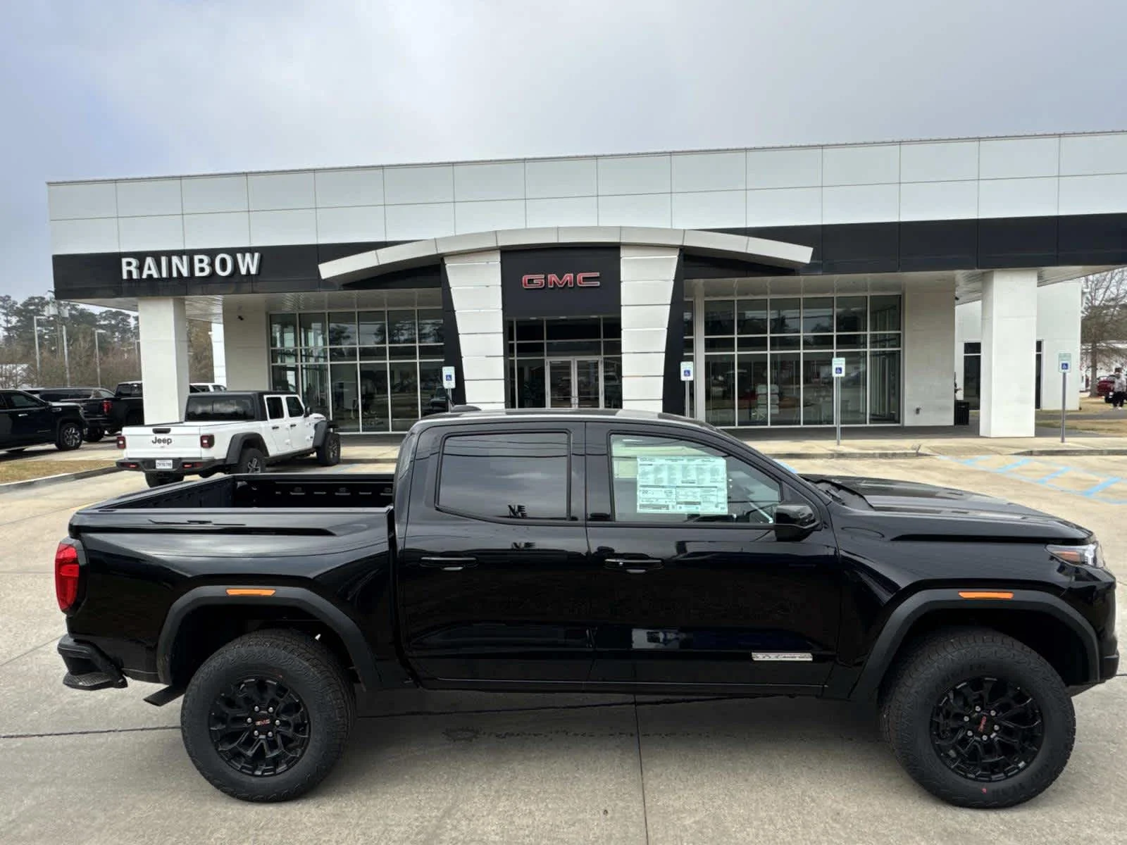 2026 GMC Canyon 2WD Elevation Crew Cab Short Box's photo