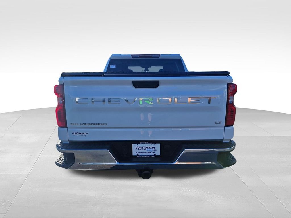 Used 2024 White Chevrolet LT image 4