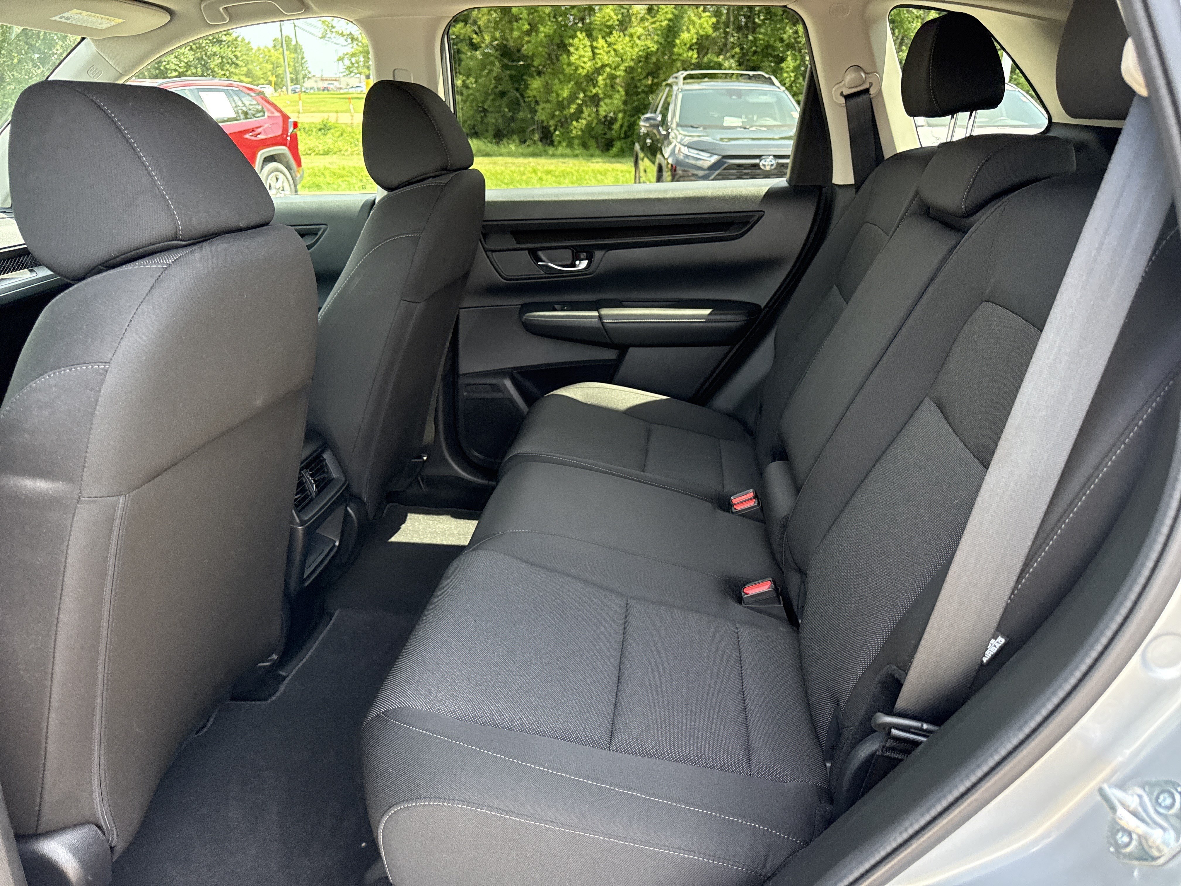 Used 2025 Solar Silver Metallic Honda LX image 13