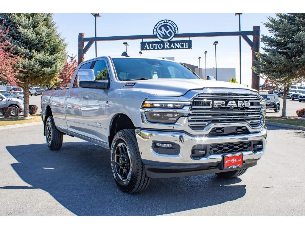 New 2026 Silver-Zynith Exterior Paint RAM Laramie image 2