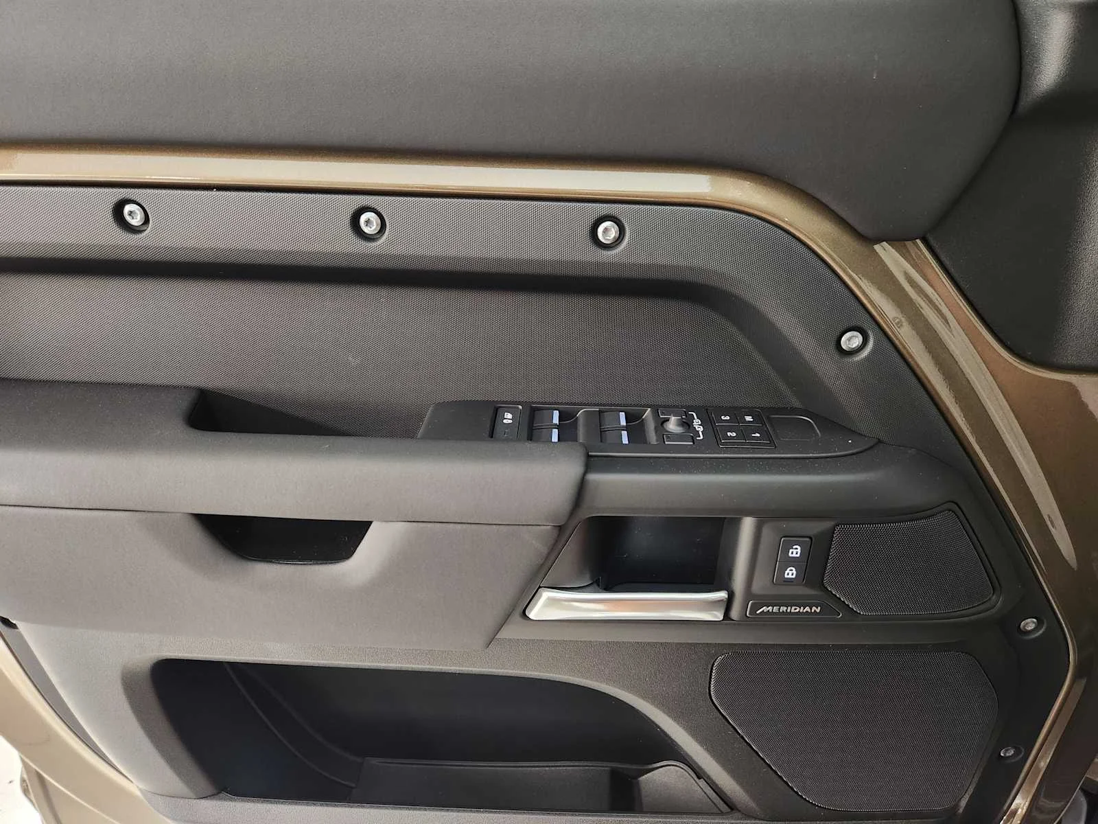 New 2026 Gondwana Stone Metallic Land Rover S image 44