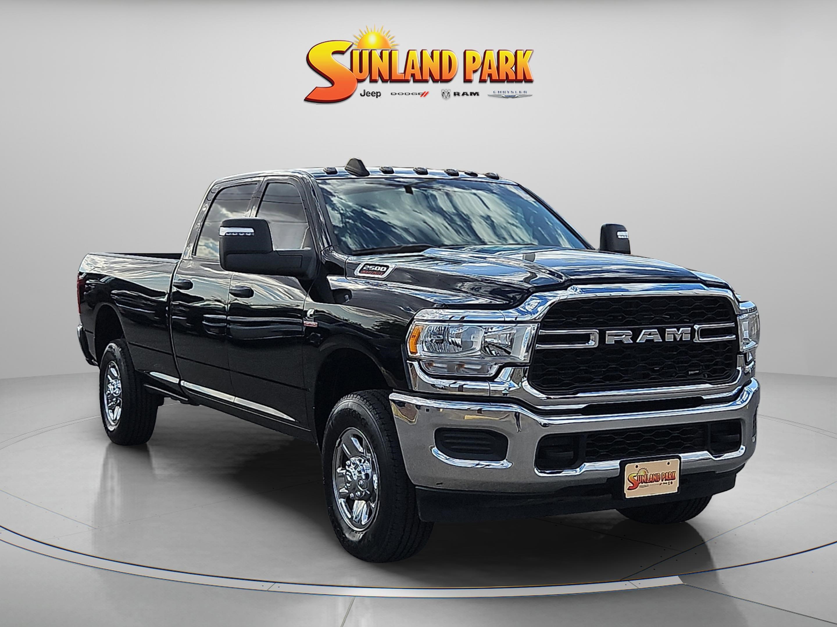 2024 RAM 2500 Tradesman 4X4 Crew Cab LWB's photo