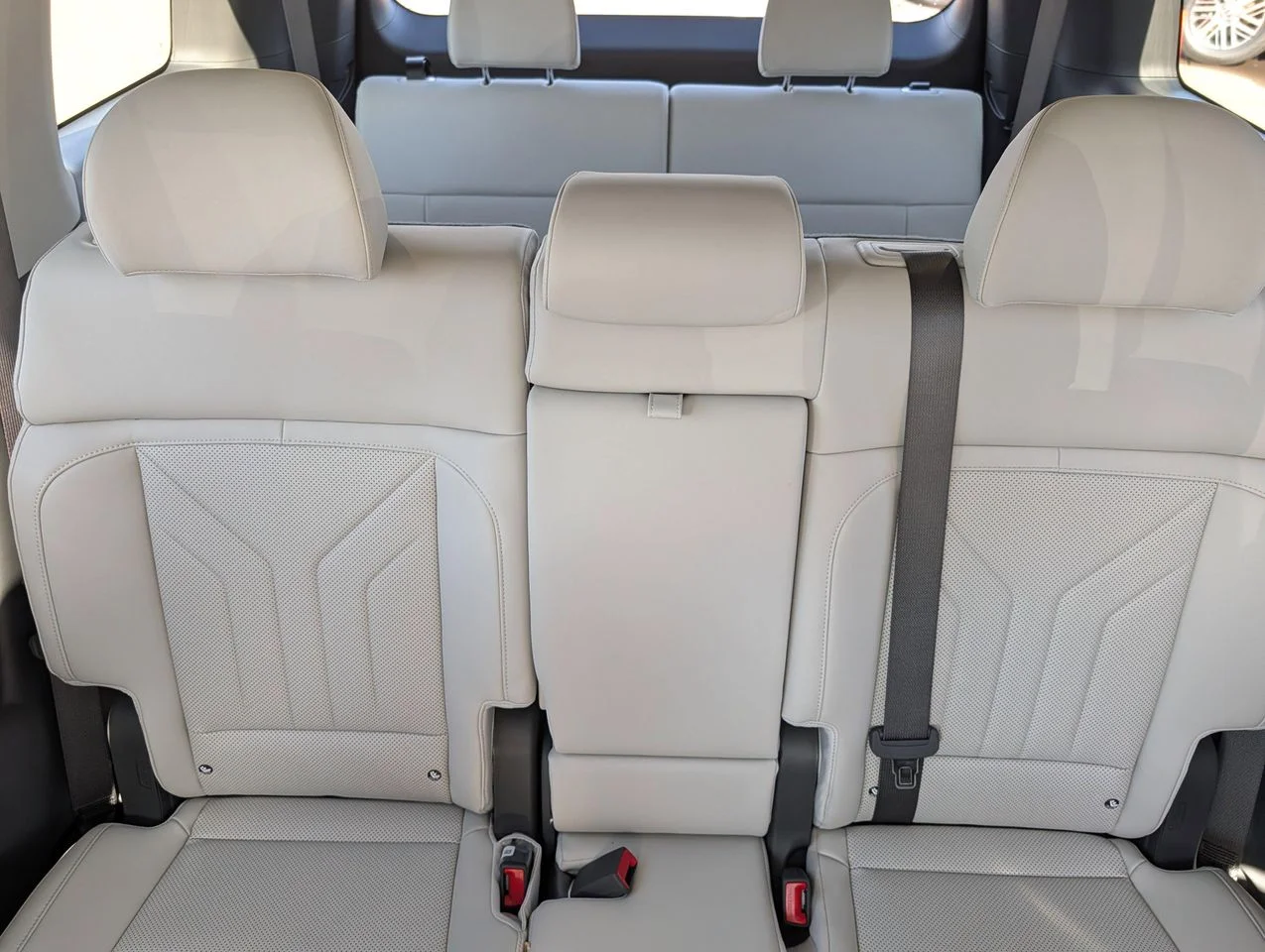 New 2026 Atlantis Blue Hyundai SEL AWD image 8