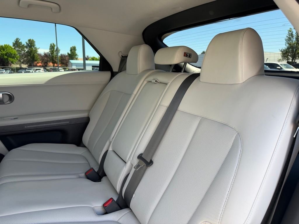 Used 2023 Cyber Gray Hyundai SEL image 30