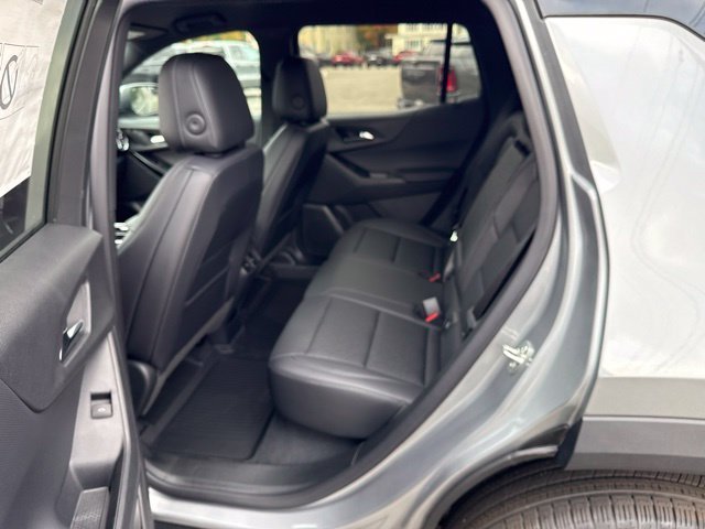 2027 Chevrolet Equinox LT - Photo 21