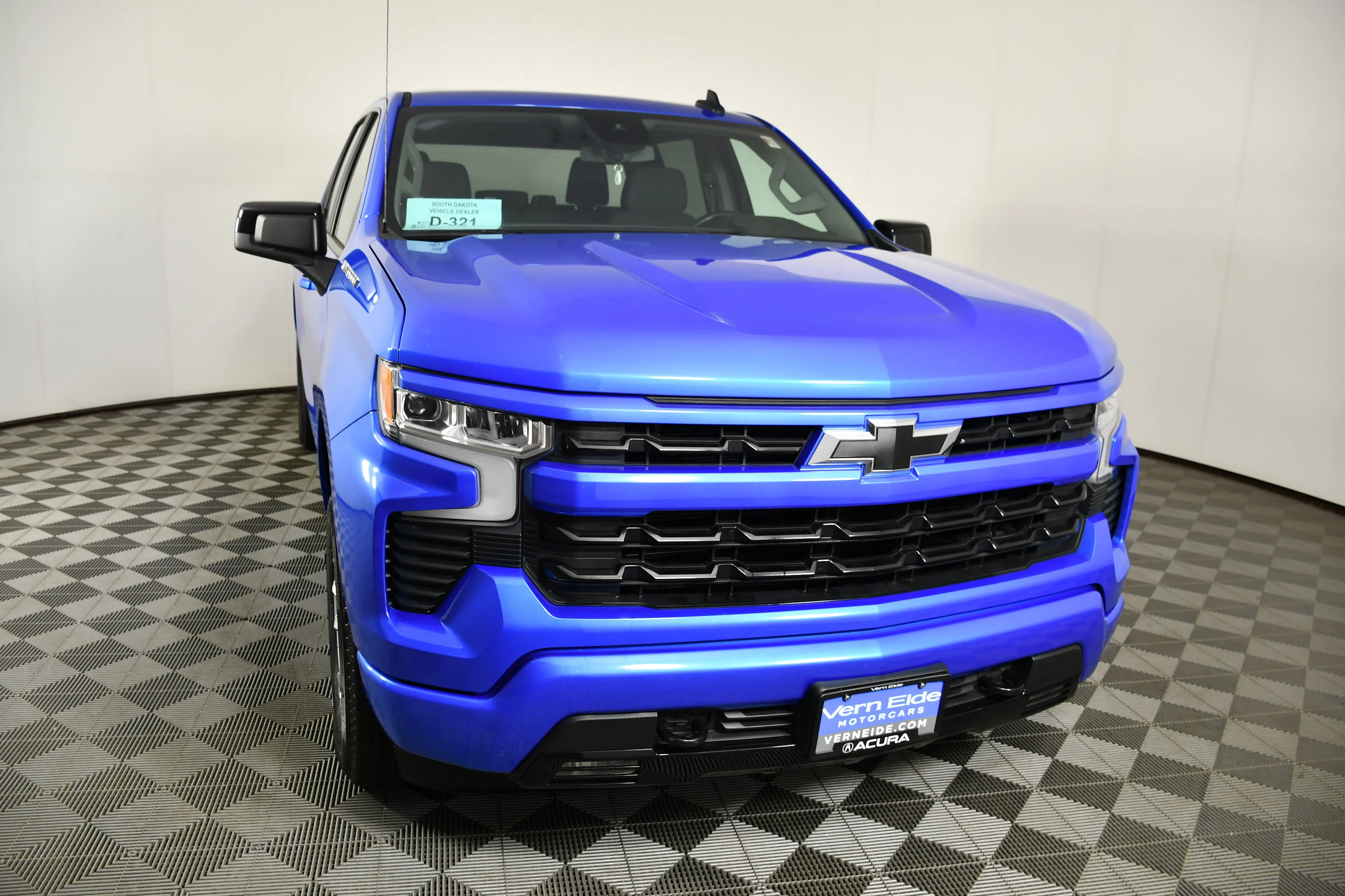 Used 2026 Riptide Blue Metallic Chevrolet RST image 3