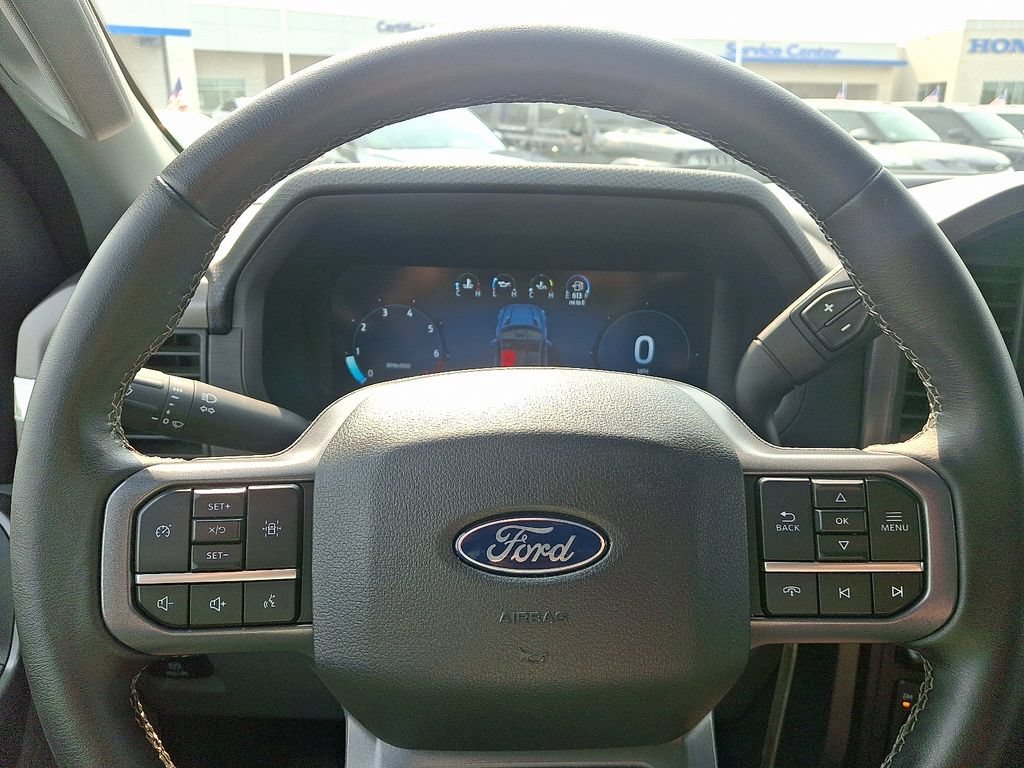 Used 2025 Silver Ford XLT image 19