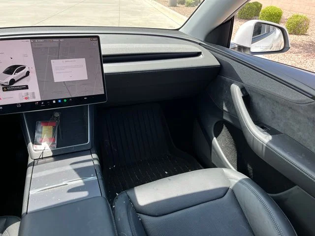 Used 2026 White Tesla Premium image 8