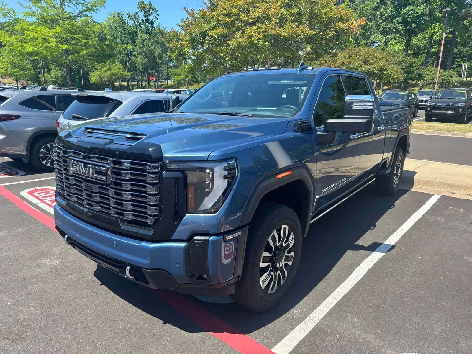 Used 2025 GMC Sierra 2500HD Denali Ultimate with VIN 1GT4UXEY3SF102793 for sale in Little Rock