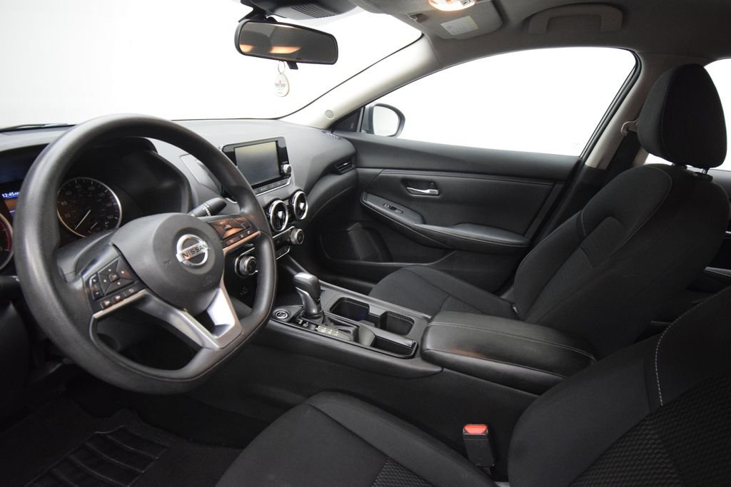 Used 2022 Gun Metallic Nissan S image 7