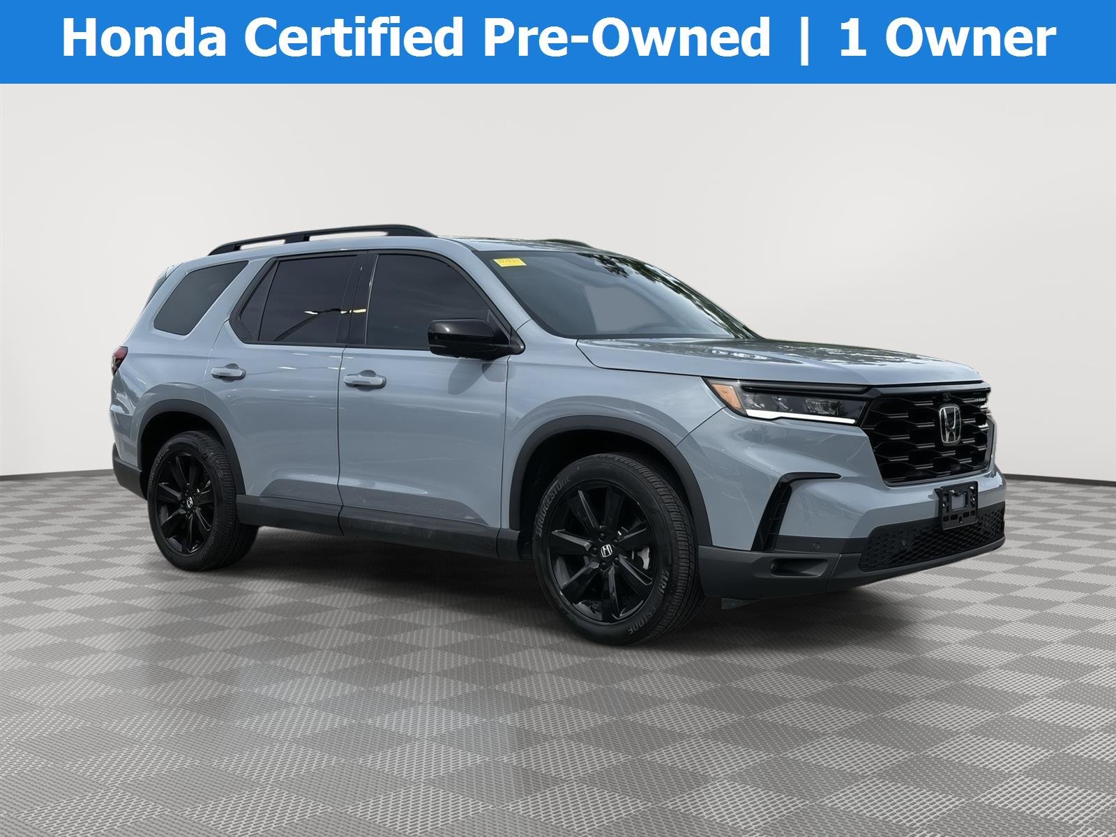 2025 Honda Pilot Black Edition AWD's photo