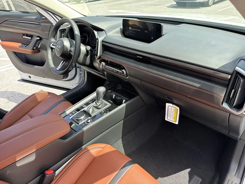 New 2026 Wind Chill Pearl Mazda 2.5 Turbo AWD image 32