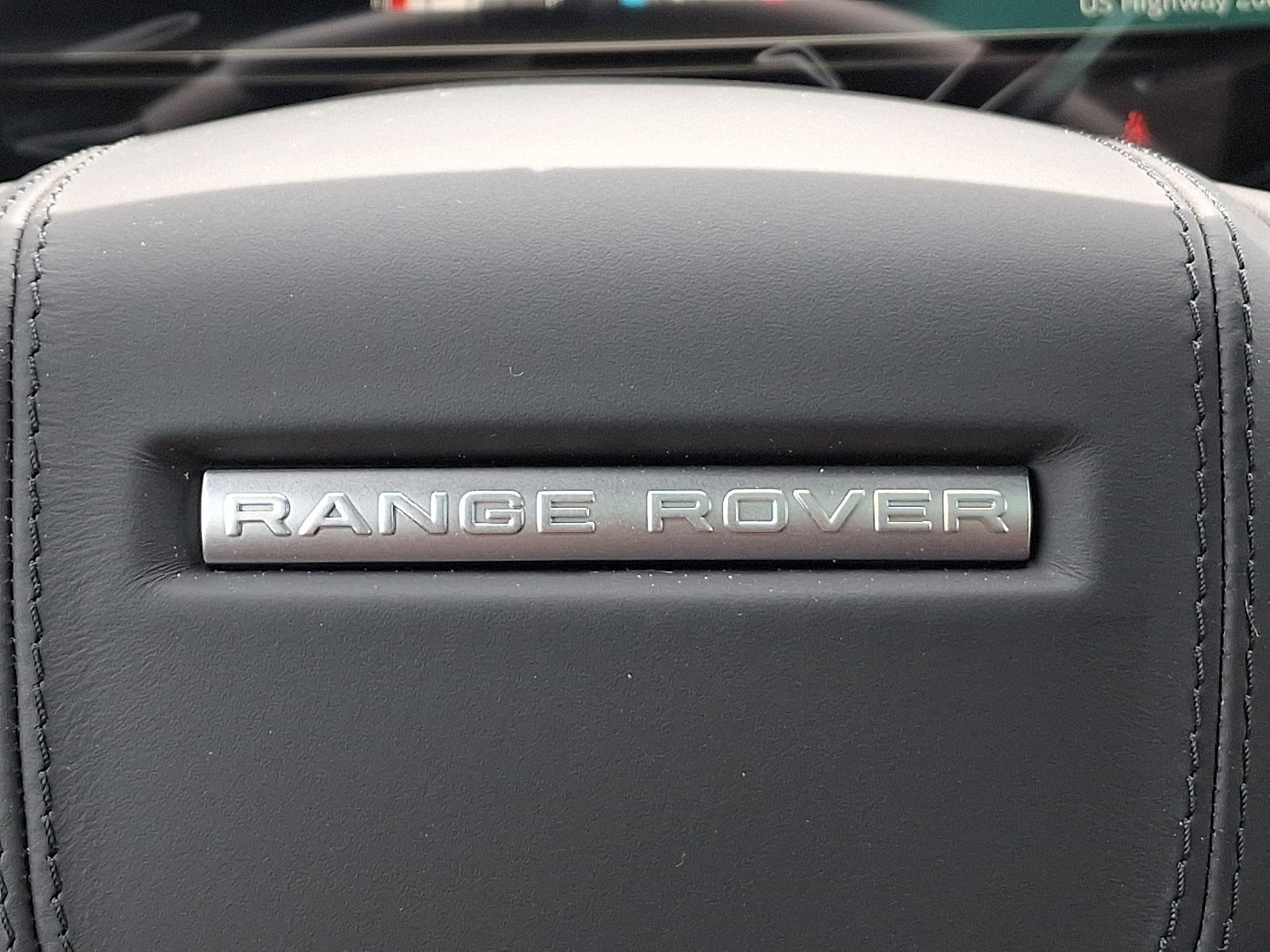 New 2026 Fuji White Land Rover SE image 19