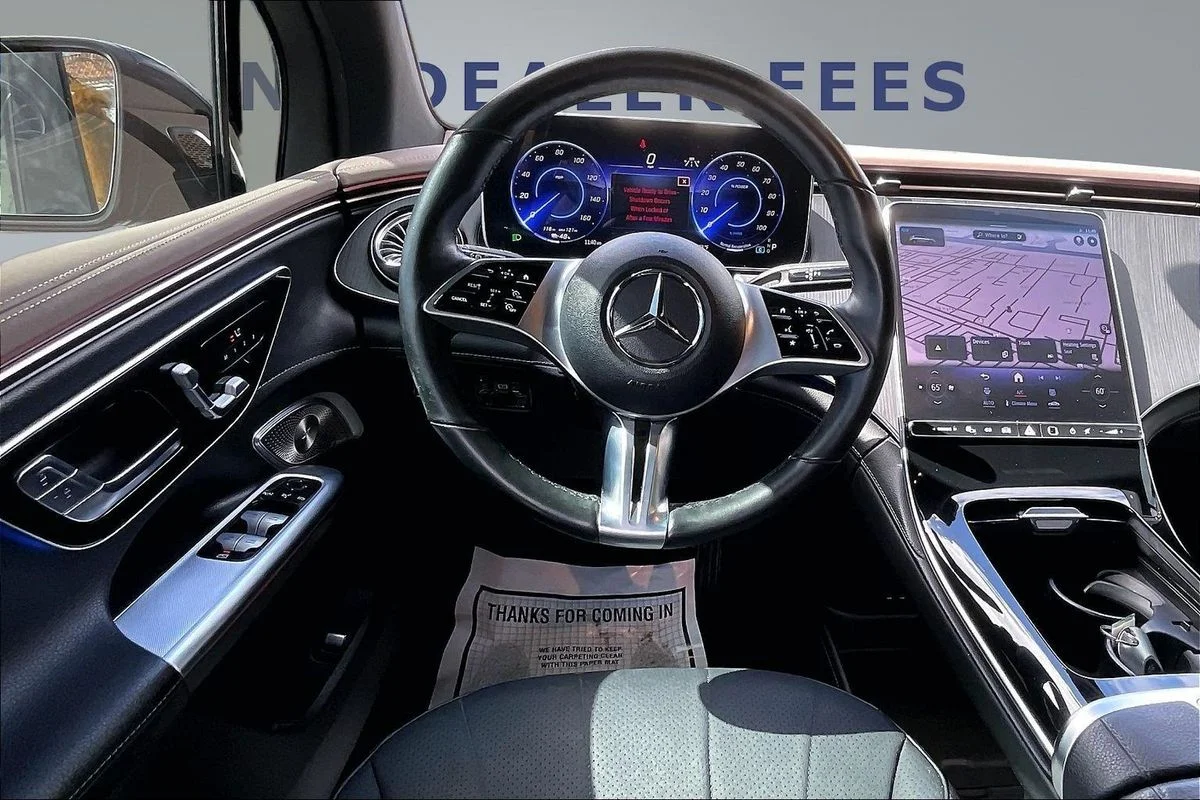 Used 2023 Black Mercedes-Benz 4MATIC® image 8
