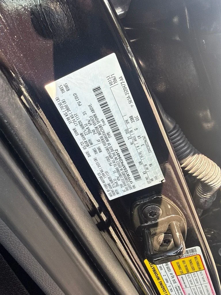 Used 2023 Blue Ford XLT image 23