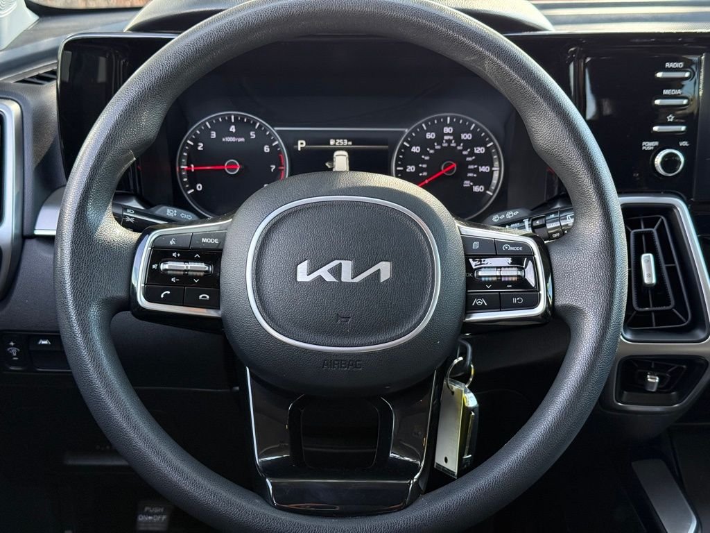 Used 2022 Silver Kia LX image 21