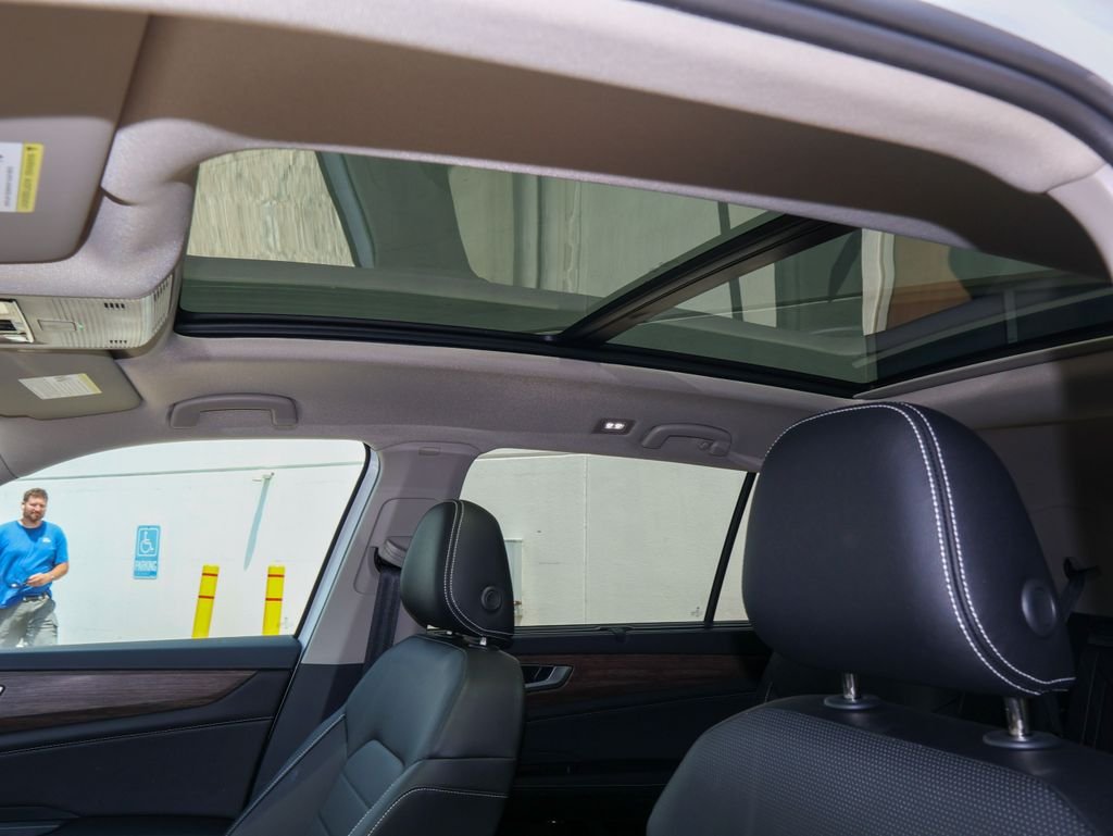 New 2026 White Volkswagen 2.0T SEL image 13