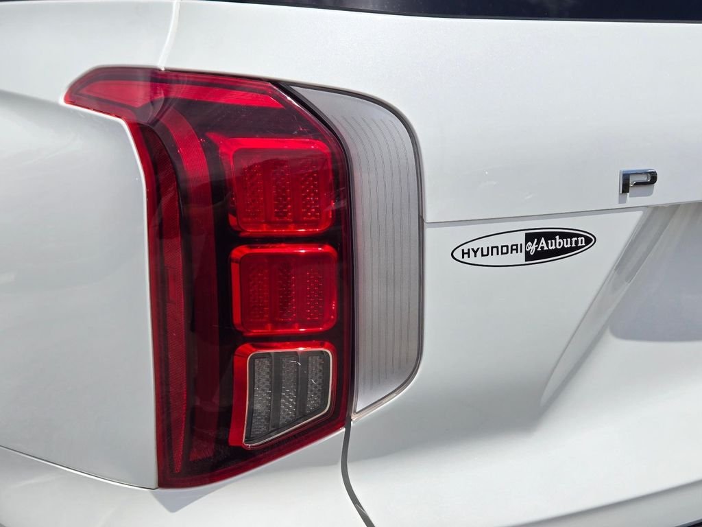 Certified Used 2024 White Hyundai Calligraphy image 7