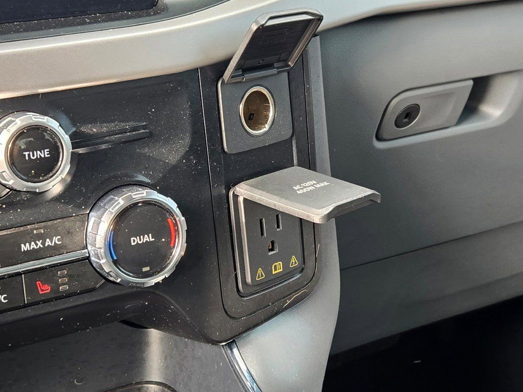 2023 Ford F-150 XLT - Photo 27