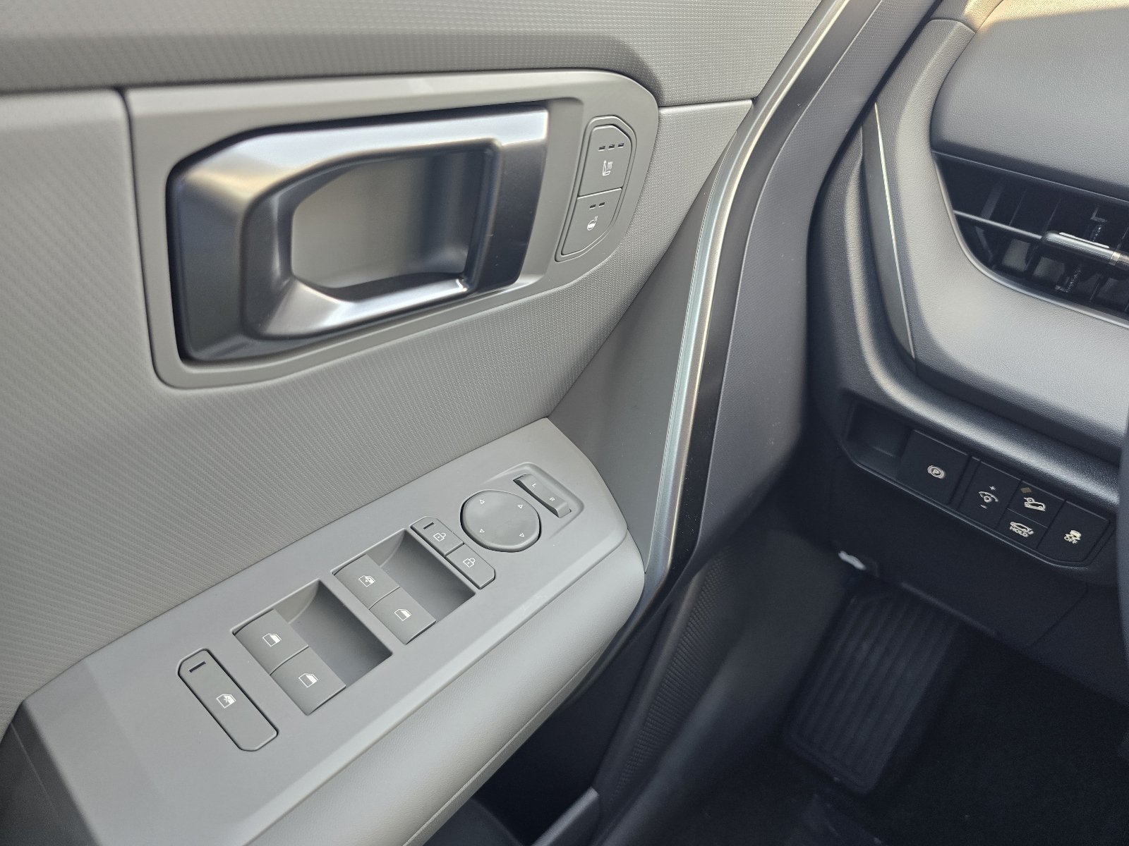 New 2027 Aurora Black Pearl Kia X-Line S image 11