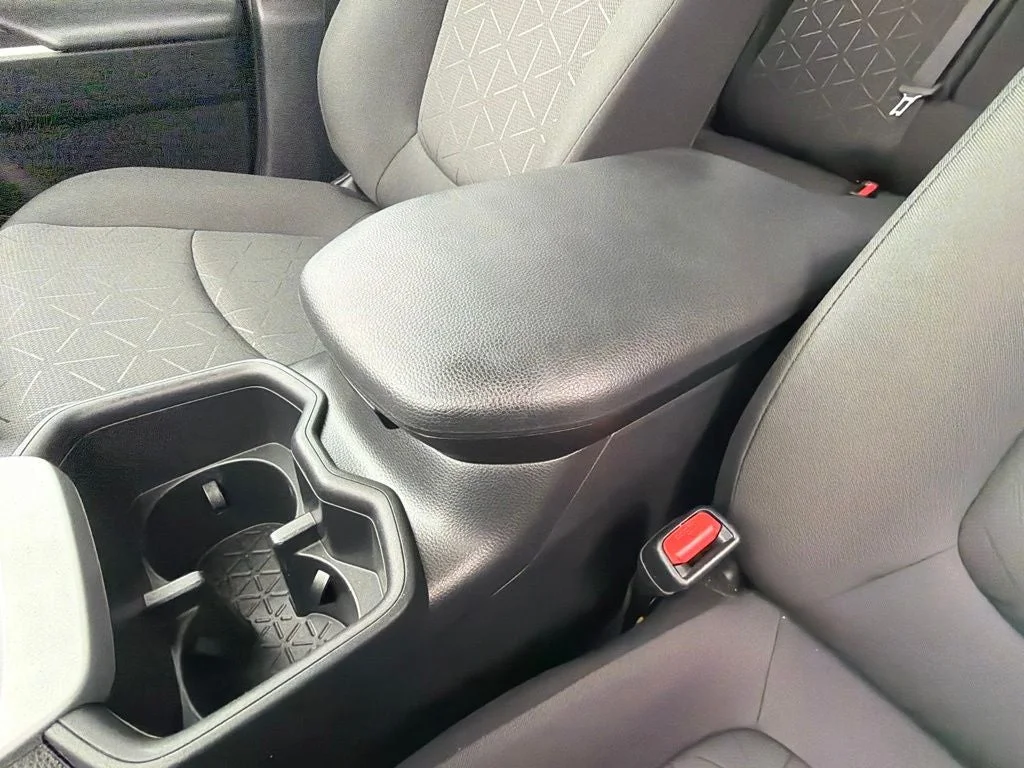 Used 2024 Silver Sky Metallic Toyota XLE image 20