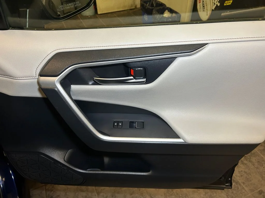 Used 2019 Blueprint Toyota Limited image 17