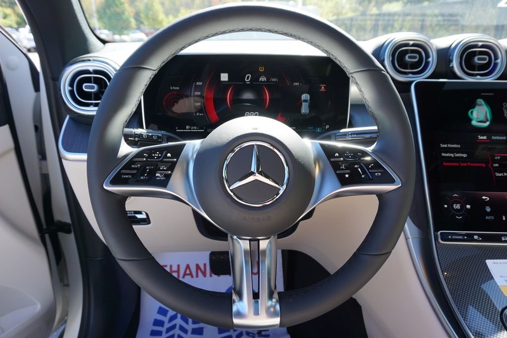 Used 2026 Polar White Mercedes-Benz GLC 300 image 25