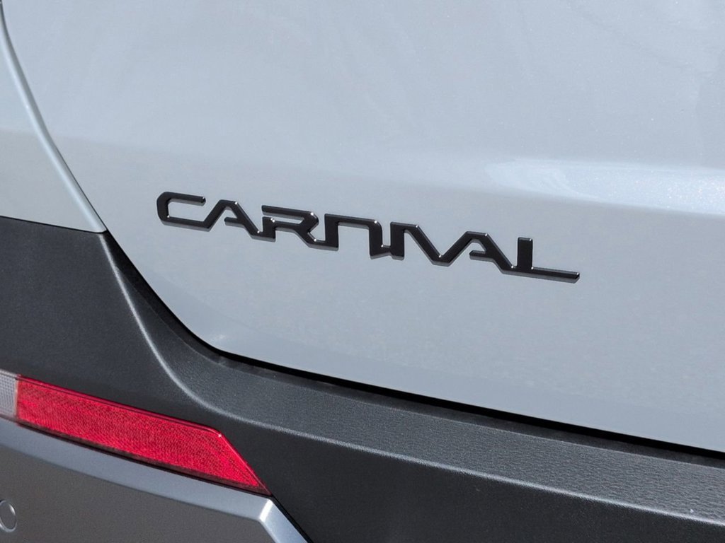 New 2026 Ceramic Silver Kia SX Prestige image 13