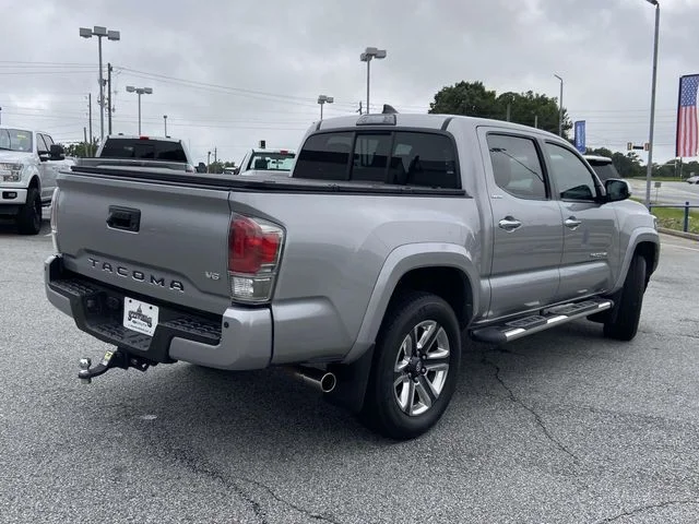Used 2016 Silver Sky Metallic Toyota Limited image 3