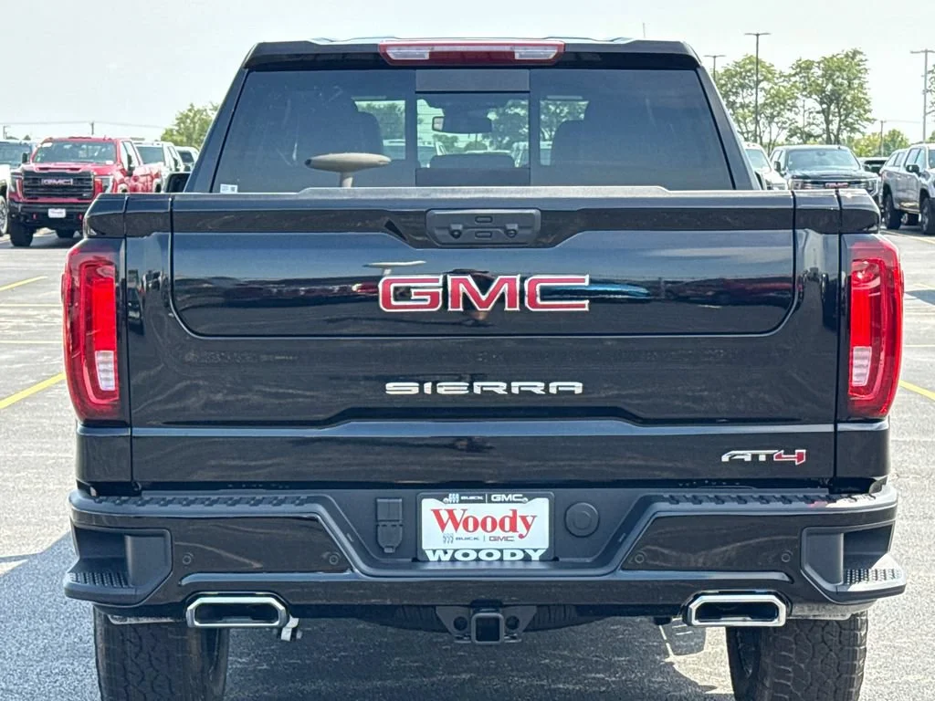 2026 GMC Sierra 1500 AT4 - Photo 7