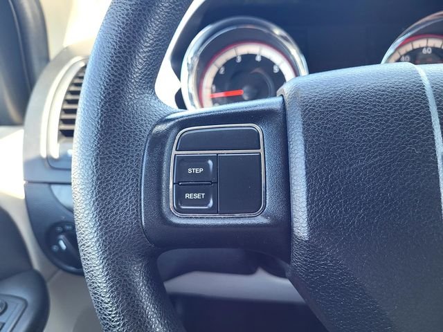 Used 2016 Blue Dodge SE image 24