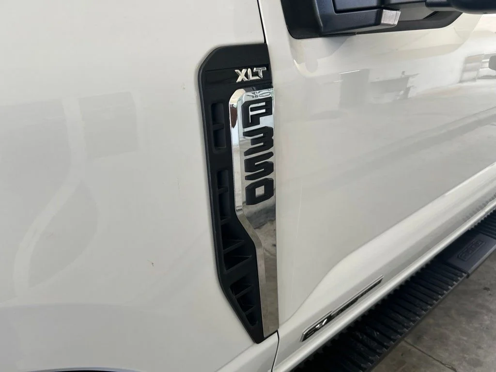 Used 2025 White Ford XLT image 19