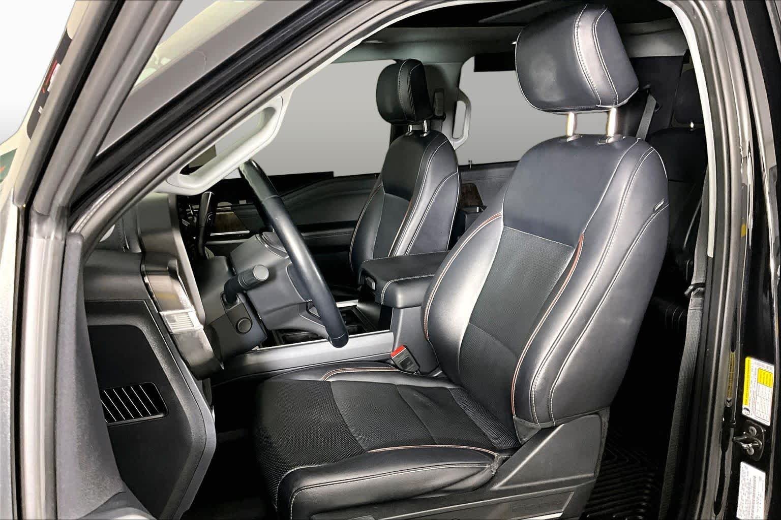 Used 2024 Agate Black Ford LARIAT image 8