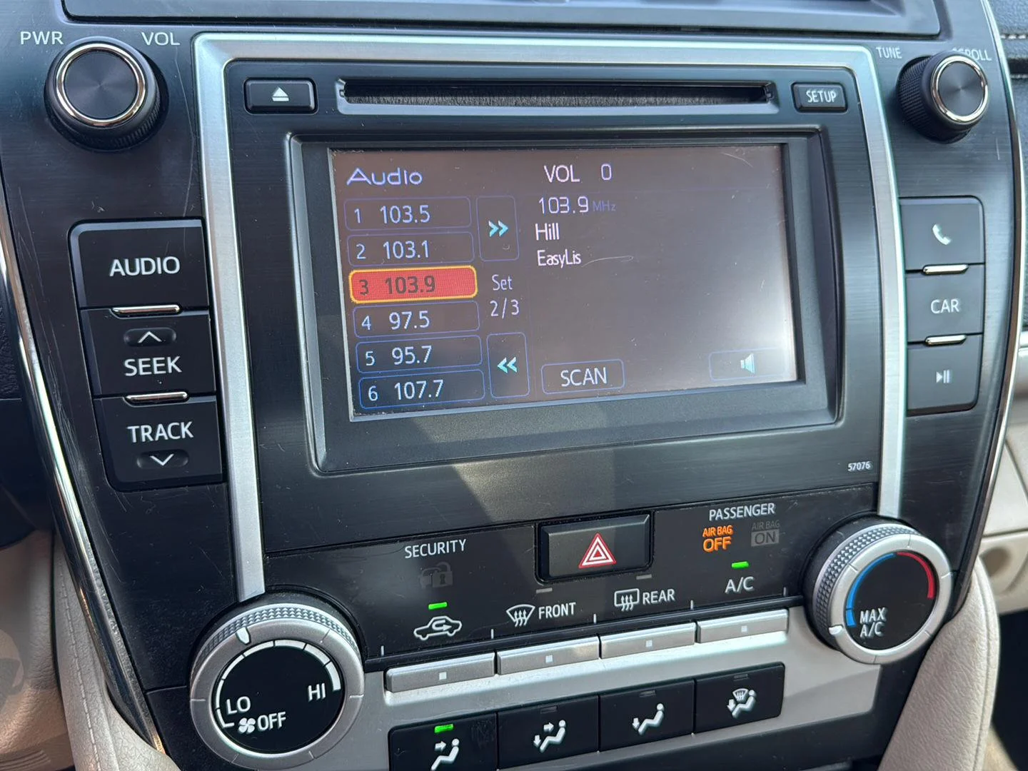 Used 2014 Creme Brulee Mica Toyota LE image 5