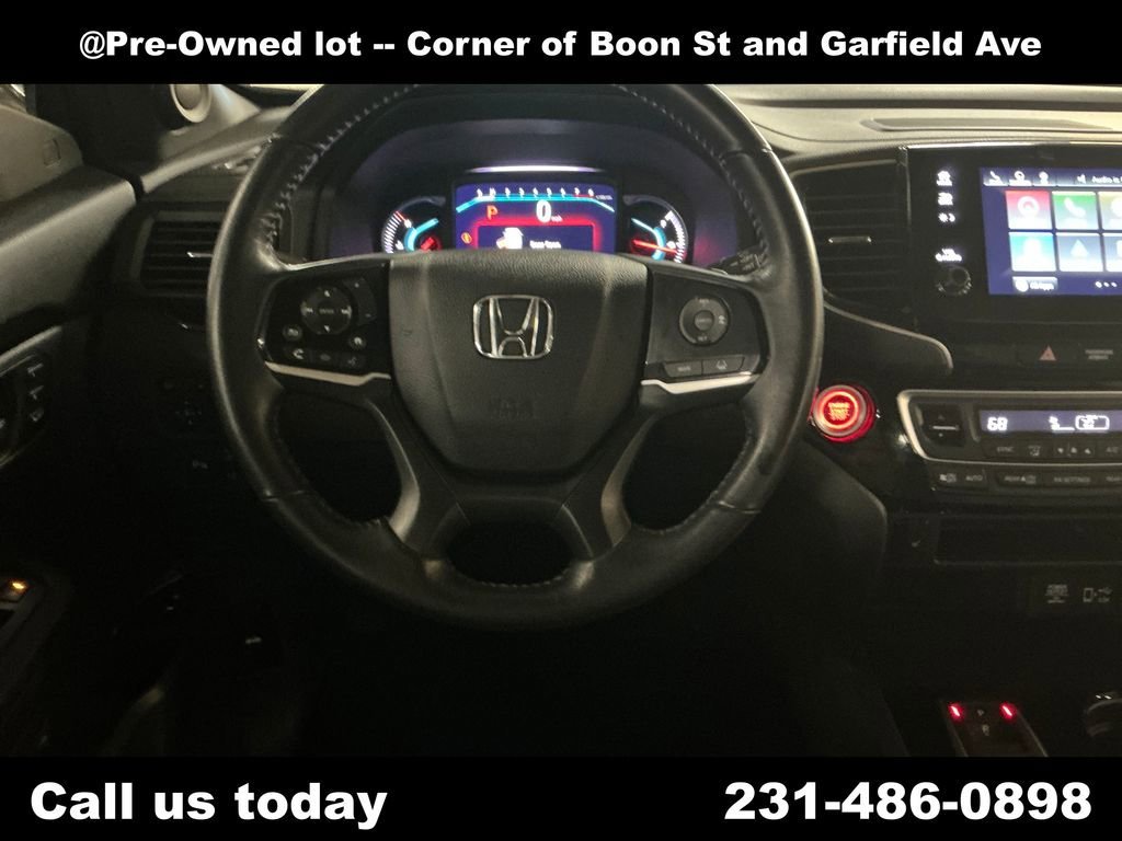 Used 2021  Honda Touring image 16
