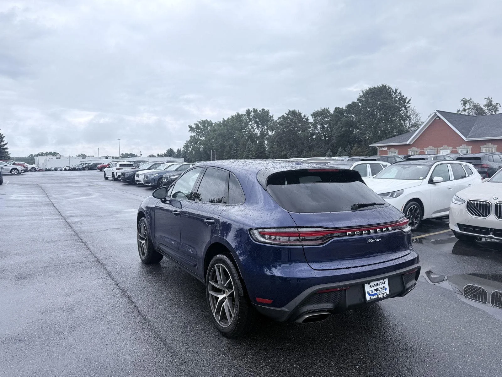 Used 2026 Gentian Blue Metallic Porsche T image 5